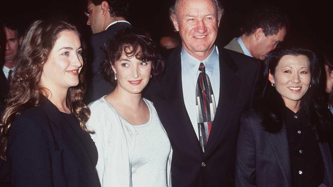 10/2/96 Beverly Hills, CA Gene Hackman, wife Betsy, Leslie, and Elizabeth at the premiere of his new movie "The Chamber".