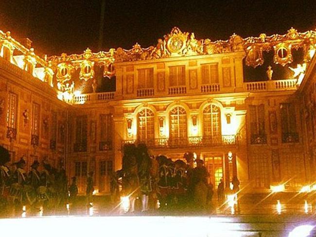 Outside the palace was just as magnificent.