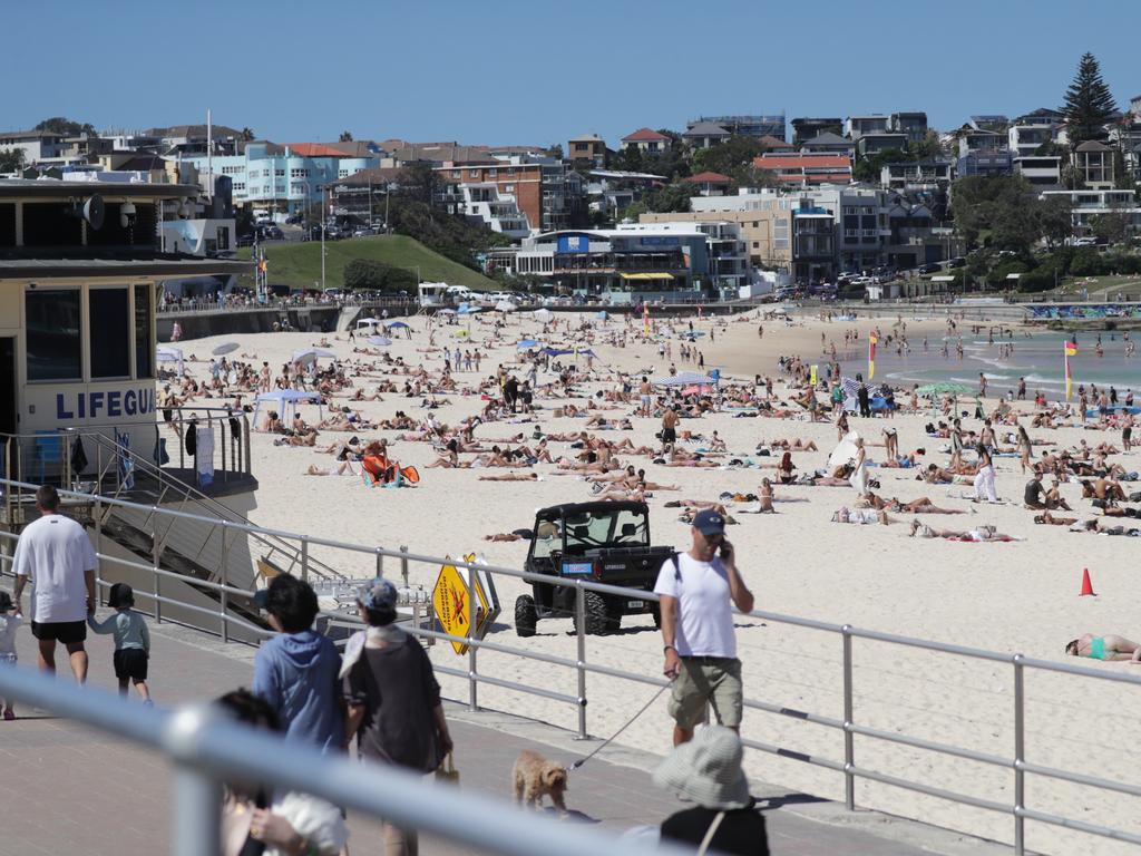 Thousands are expected to flock to the beach this weekend. Picture: Christian Gilles / NewsWire