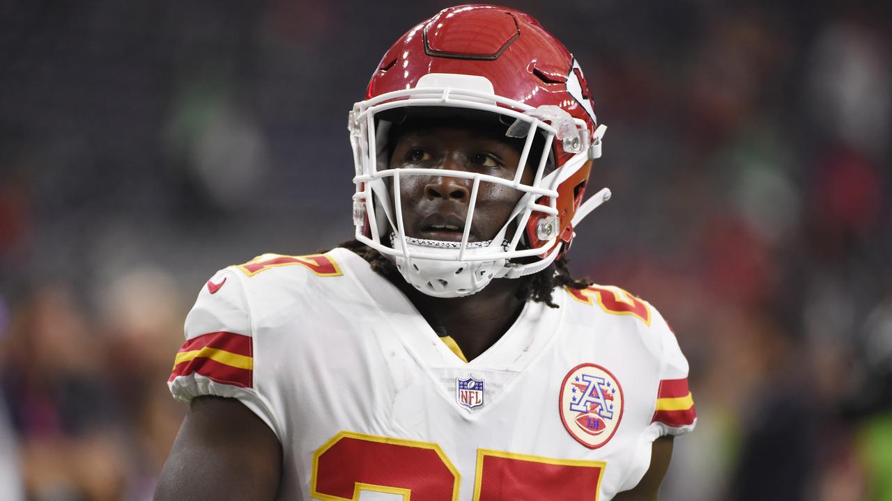 American football news - Kansas City Chiefs release Kareem Hunt after  shocking video surfaces - Eurosport