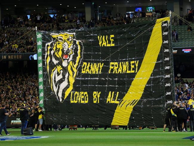 Richmond banner pays tribute to Danny Frawley at the second preliminary final against Geelong. Picture: Mark Stewart