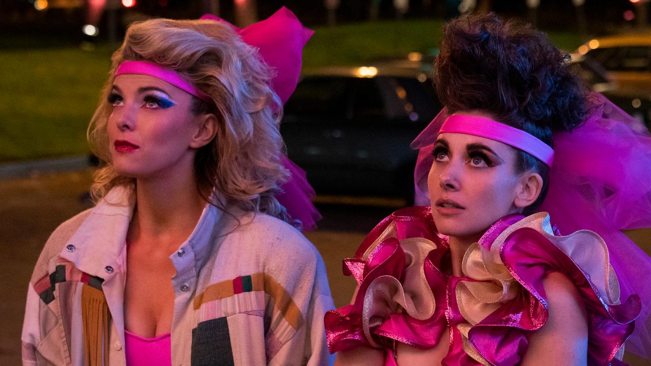 Glow видео. Glow.