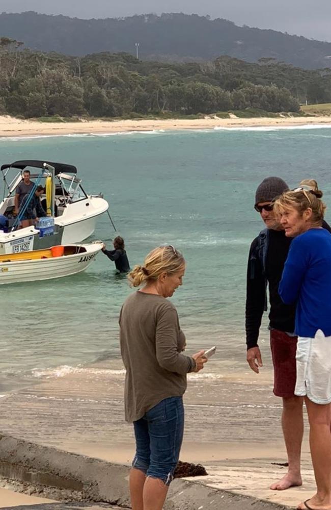 South Coast residents organising a boat run from Kioloa boat ramp to Ulladulla for provisions. Picture: Facebook/John Gabrielle Meyer