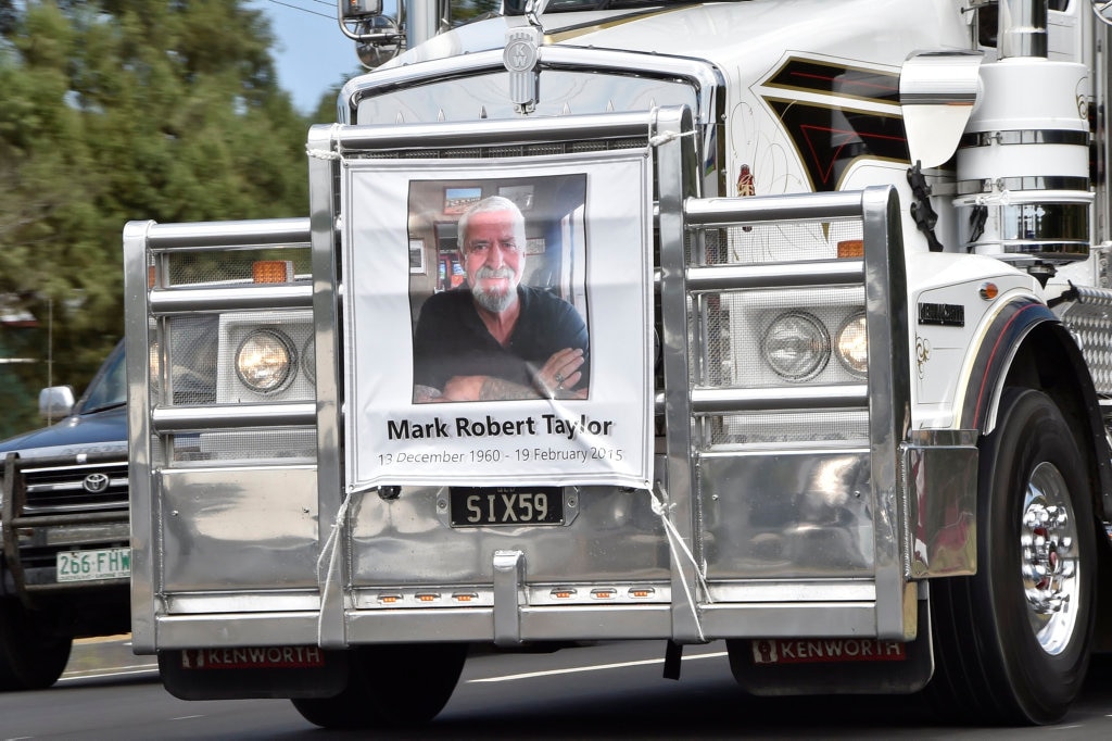 Lights on the Hill convoy leaves Withcott heading to Gatton. September 2017. Picture: Bev Lacey