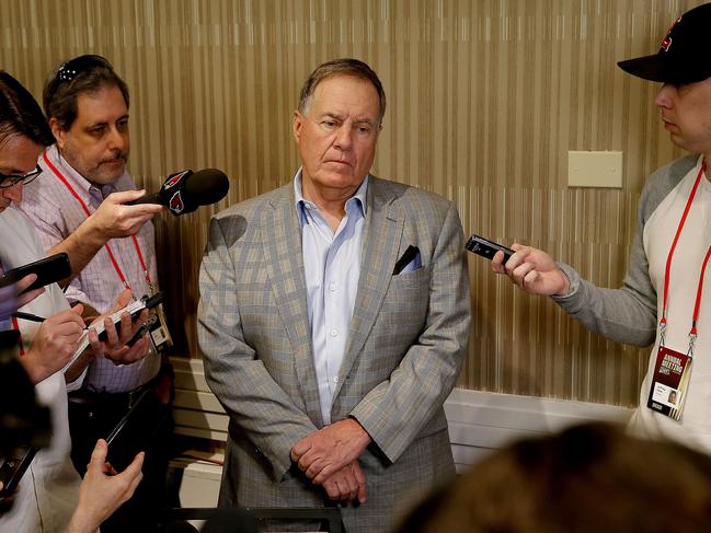 New England Patriots head coach Bill Belichick speaks to the media during the NFC/AFC coaches breakfast during the annual NFL football owners meetings, Tuesday, March 26, 2019, in Phoenix. (AP Photo/Matt York)