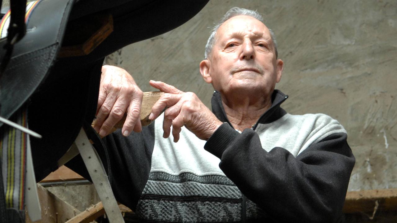 ‘Great storyteller, wonderful horseman’: Trainer Syd Brown dies aged 99