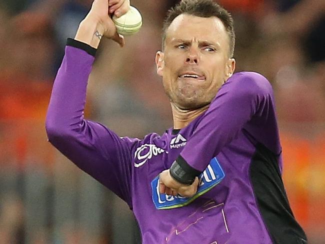 PERTH, AUSTRALIA - JANUARY 18: Johan Botha of the Hurricanes bowls during the Big Bash League match between the Perth Scorchers and the Hobart Hurricanes at Optus Stadium on January 18, 2019 in Perth, Australia. (Photo by Paul Kane/Getty Images)