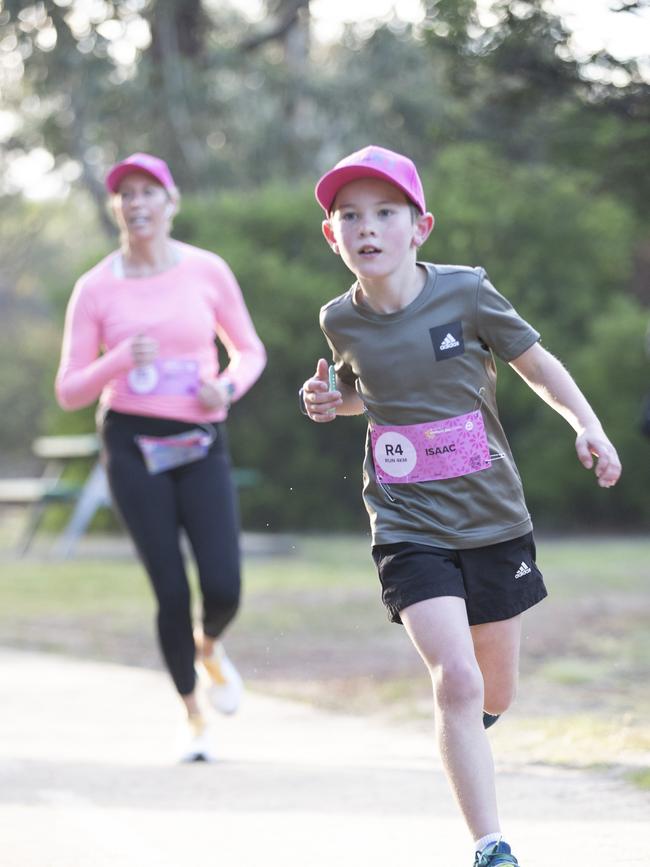 Mother's Day Classic run and walk at Bellerive. Picture: Chris Kidd