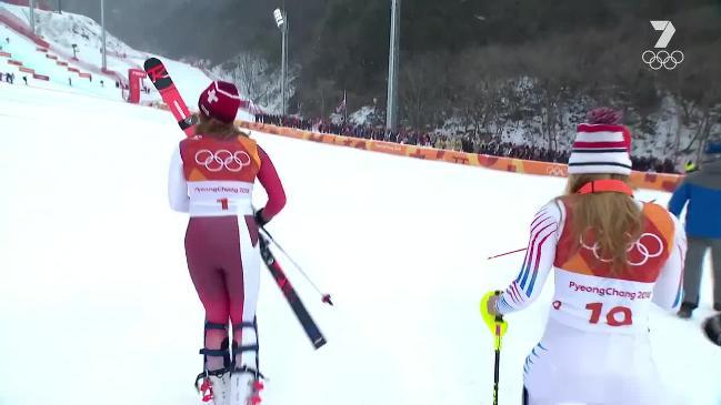 Lindsey Vonn is unable to complete her run