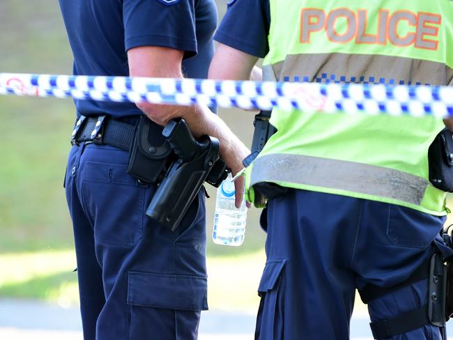 Police shot and killed a 51 year old man on Outlook Drive at Tewantin after the man allegedly had a weapon. Police gunPhoto: Cade Mooney / Sunshine Coast Daily