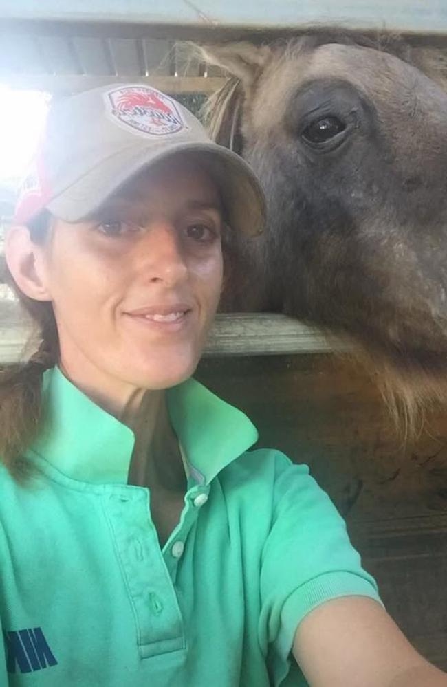 Marnie Kelly and horse