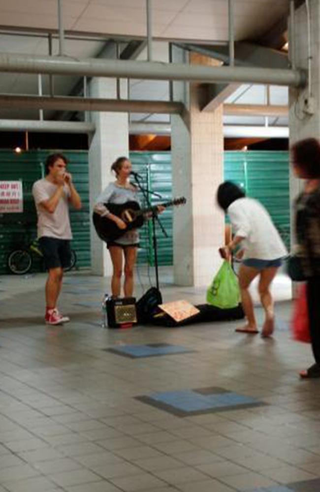 Maisarah Abu Samah spotted these Western travellers busking in Singapore. Picture: Twitter