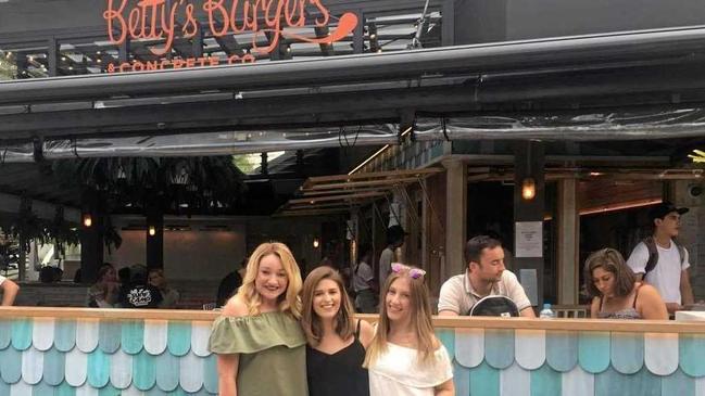 SPOTTED: Is that (centre) Pitch Perfect star Anna Kendrick in Hastings St? Picture: Contributed