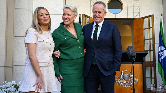 Shorten with wife Chloe and daughter Clementine. Picture: AAP