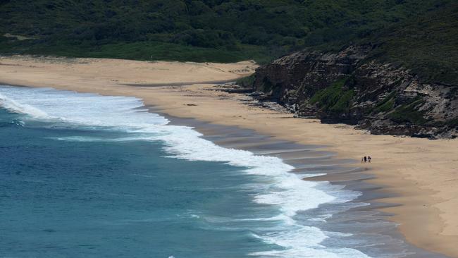 A file picture of Burwood Beach. A 25-year-old man has died after being pulled from the surf. Picture: Peter Lorimer.