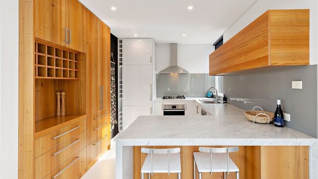 The contemporary kitchen.