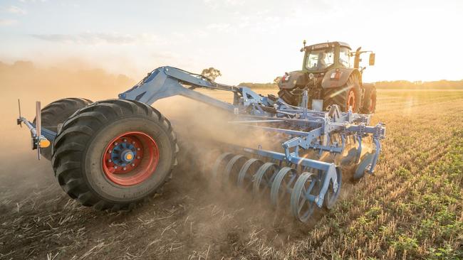 Lemken's new Rubin 10 compact disc harrow has landed in Australia.