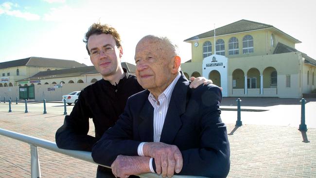 Mills with his father Frank in 2004. The oratorio Sandakan Threnody was based on Frank’s experiences in the Japanese prisoner-of-war camp.