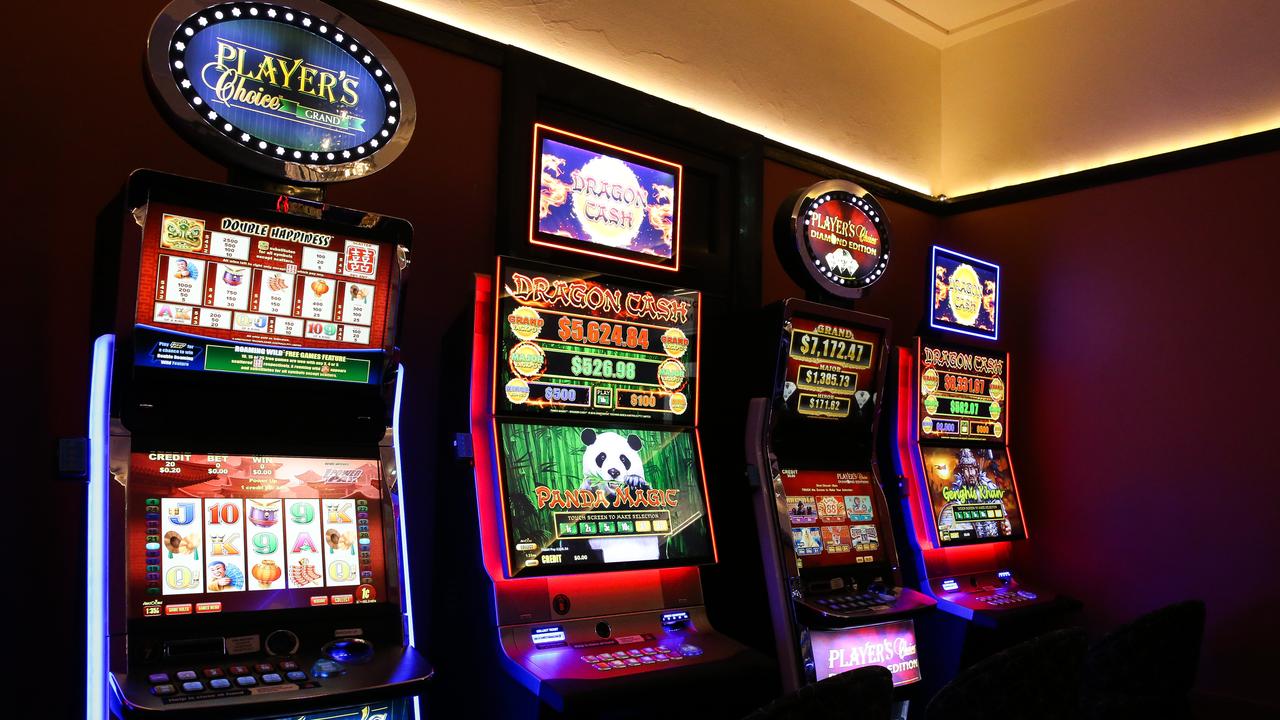 The cashless gaming trial has been significantly expanded, with 4485 new machines taking part. Picture: NCA NewsWire/ Gaye Gerard