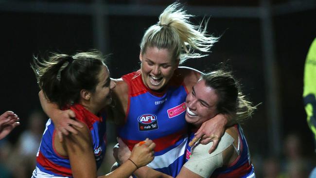 Katie Brennan of the Bulldogs celebrates her side making the Grand Final.