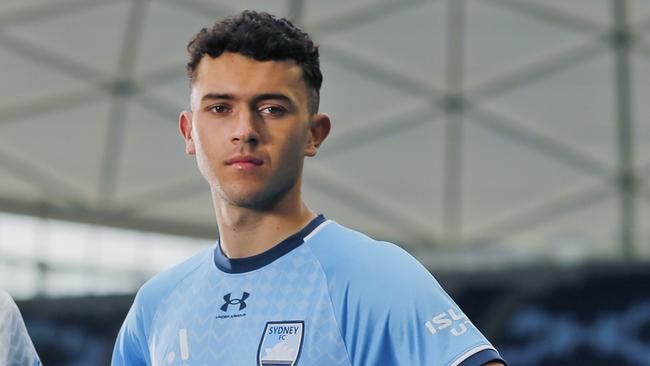 DT EXCLUSIVE. Charlie Rule and Patrick Yazbek of Sydney FC pose in the 2022 home and away kit at Allianz Stadium. Picture: Mark Evans.