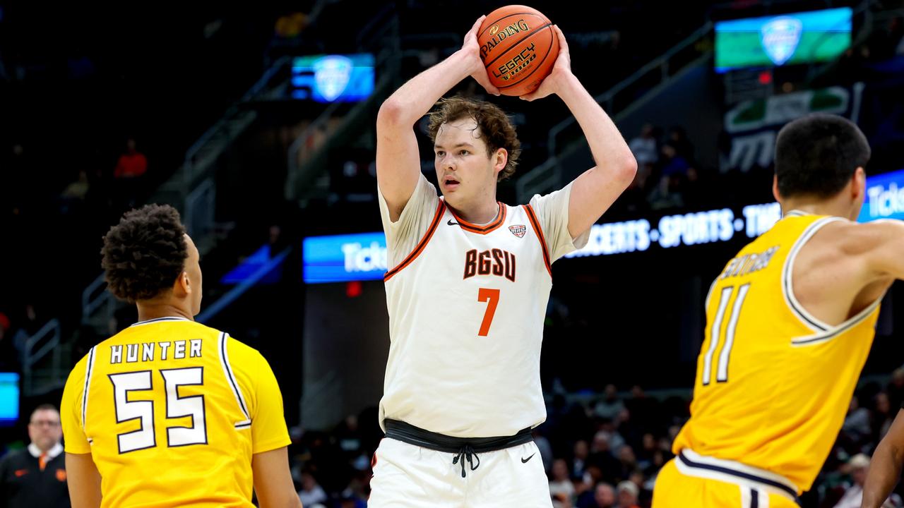 Jason Spurgin in action for the Bowling Green Falcons in the MAC Men's Basketball Tournament Semifinal game between the Bowling Green Falcons and Kent State Golden Flashes. (Photo by Frank Jansky/Icon Sportswire via Getty Images)