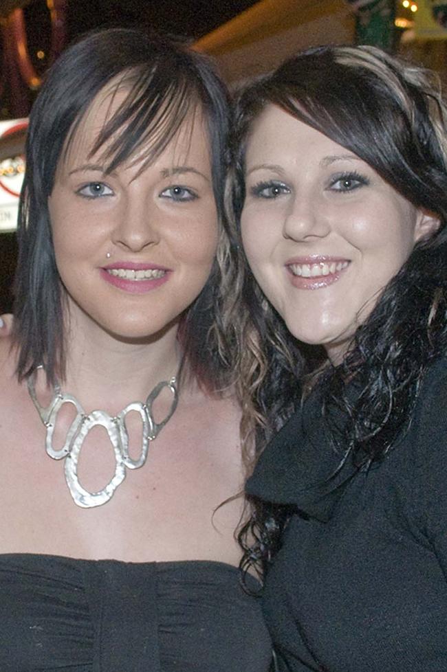 Socials, Chasing Gravity and Eyes Down Fire at Doors Nightclub, Mackay : Michelle Rodgers and Amanda McDermott.