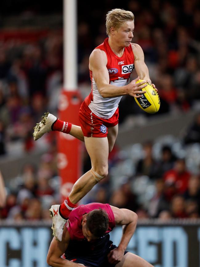 Those hands are safe. Picture: AFL Media