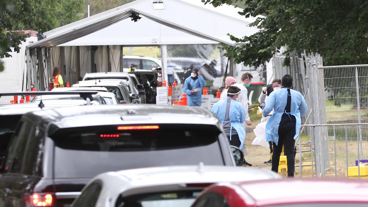 Testing sites in outdoor tents like this one at Albert Park are likely to close due to heat. Picture: David Crosling/NCA NewsWire