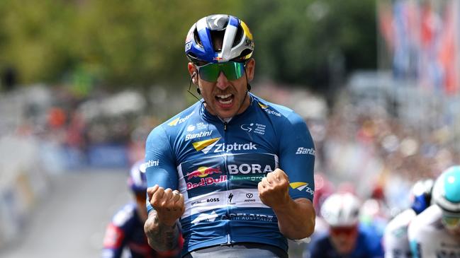 ADELAIDE, AUSTRALIA - JANUARY 26: Sam Welsford of Australia and Team Red Bull - BORA - hansgrohe - Blue Sprint Jersey celebrates at finish line as stage winner during the 25th Santos Tour Down Under 2025, Stage 6 a 90km stage from Adelaide to Adelaide / #UCIWT / on January 26, 2025 in Adelaide, Australia. (Photo by Dario Belingheri/Getty Images)