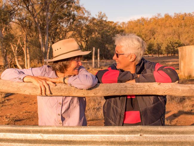 Bernice Reid (left) has been helping New South Wales farmer Bronwyn Sargeant through the Outbank Links volunteer program with feeding livestock and caring for her elderly mother.