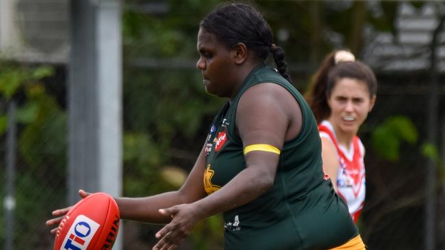 Kaitlyn Armstrong playing for St Mary’s where she dominated in front of goal. Picture: Tymunna Clements / AFLNT Media.