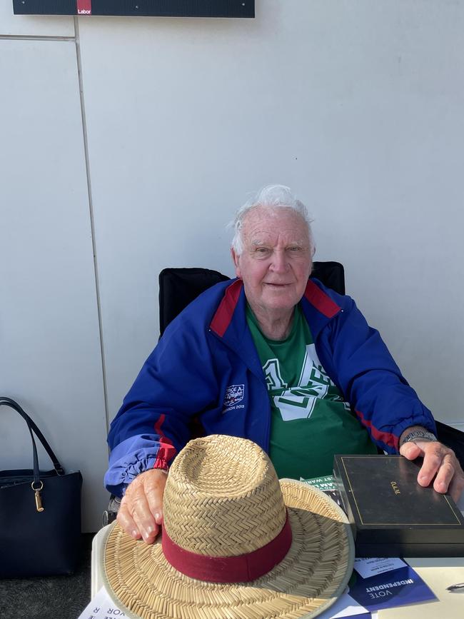 Kevin Lynch OAM at the polling booth in Fern Bay, Port Stephens, to support councillor Paul Le Mottee who is vying for mayor. Picture: Amy Ziniak