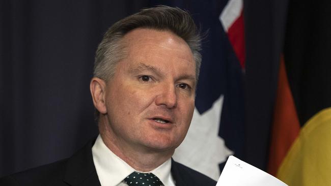 Energy Minister Chris Bowen’s department spent $2 million in just three weeks on hiring consultants. Picture: NCA NewsWire / Gary Ramage