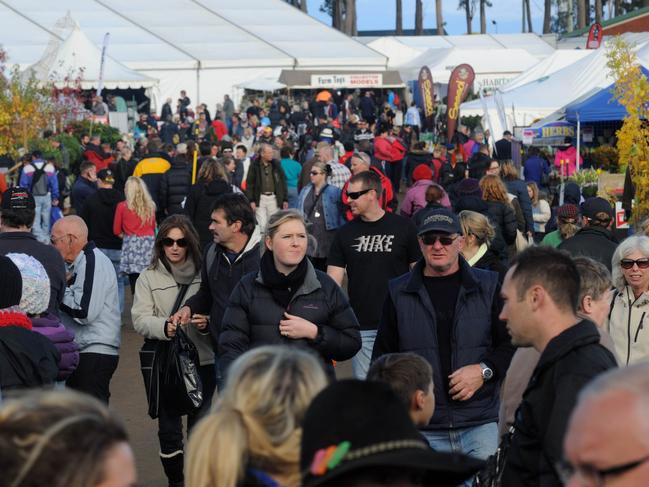 Agfest crowd