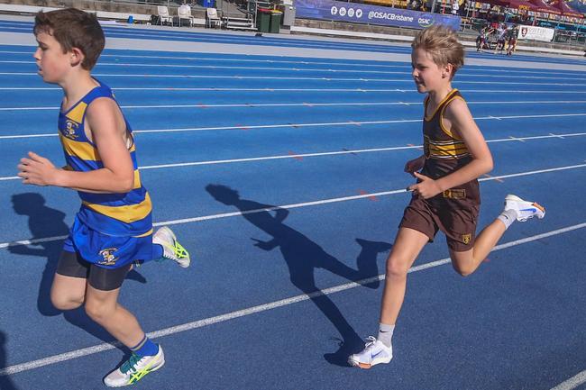 AIC Track &amp; Field Championships from QSAC, Photos by Stephen Archer