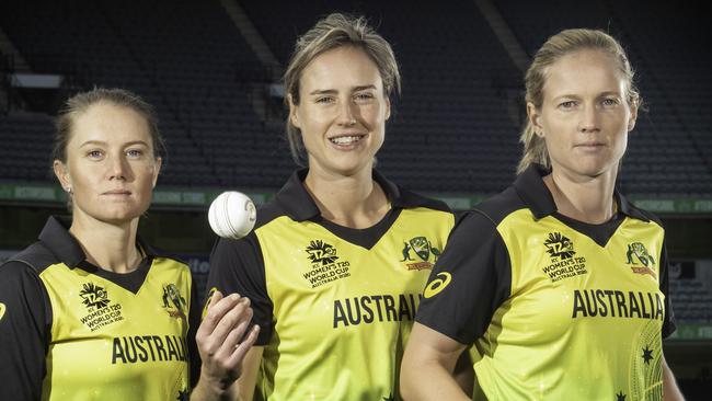 EMBARGOED - PLEASE SPEAK TO HERALD SUN PIC DESK BEFORE USING Women's world cup. Australian women's cricket team members  Alyssa Healy, Ellyse Perry  and Meg Lanning pose up at the MCG. Picture: Tony Gough