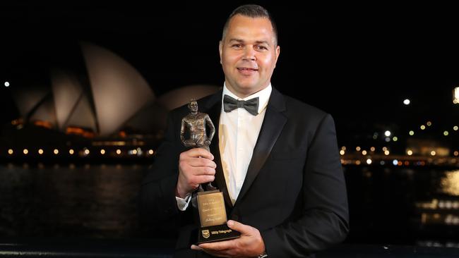 Seibold collects his Dally M Coach of the Year award. (Brett Costello)