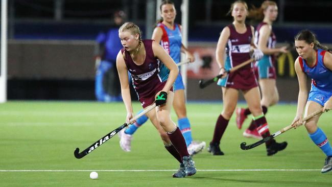 Cairns Hockey Association A-grade women’s match between Brothers and Saints. Brothers’ Mia Hodge. PICTURE: BRENDAN RADKE