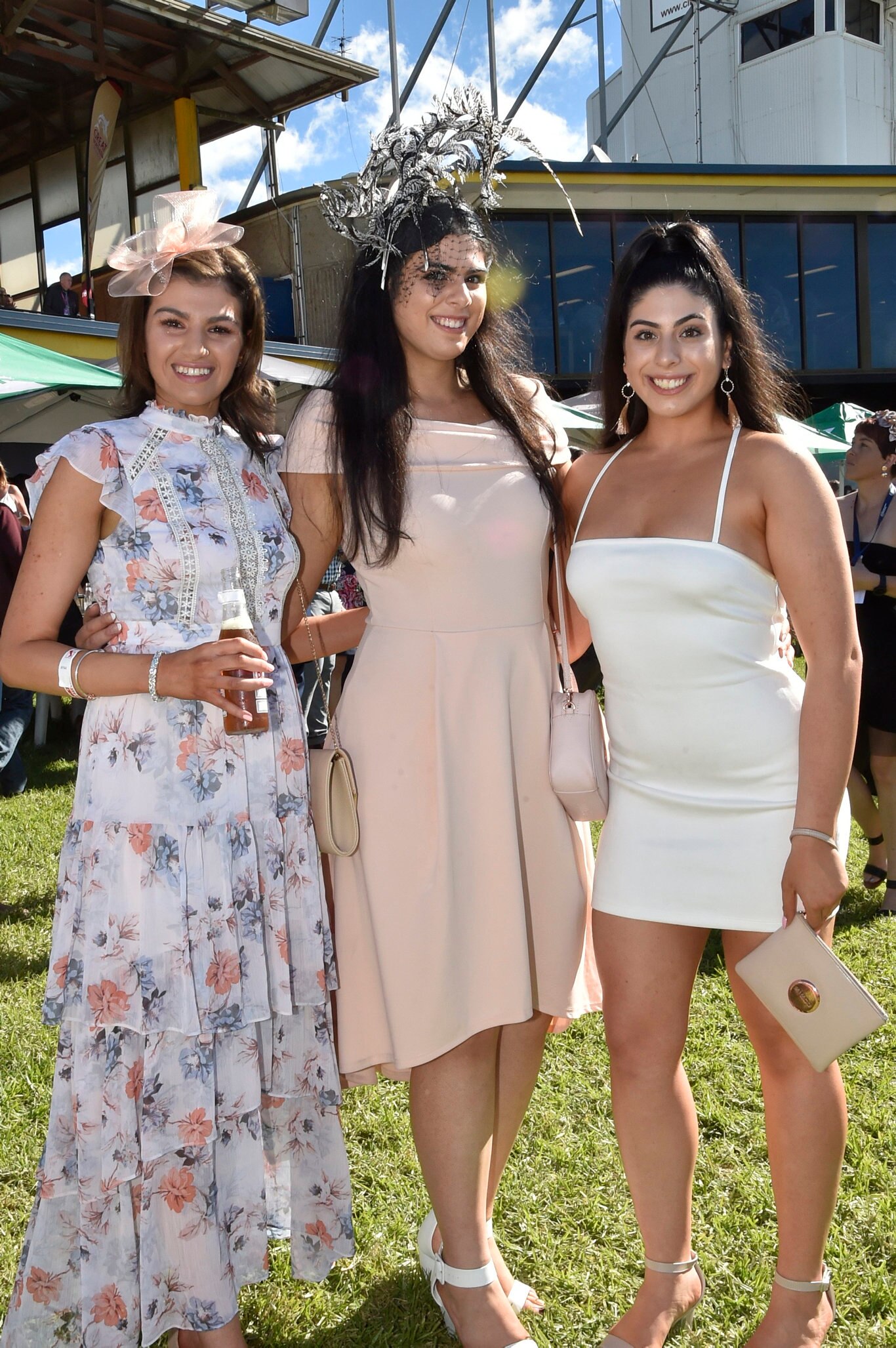 Anne Stephens (left) , Jessica Stephens and Stephanie Stephens. Clifford Park 2019 Weetwood race day. April 2019. Picture: Bev Lacey