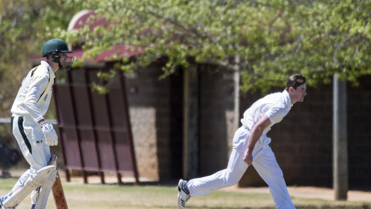 Regan Hoger bowls for Western Districts against Northsiders in Harding-Madsen Shield cricket round one at Captain Cook ovals, Saturday, September 26, 2020. Picture: Kevin Farmer