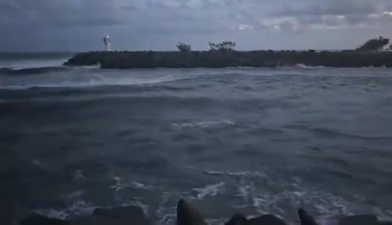 Large swells break across the Mooloolaba entrance