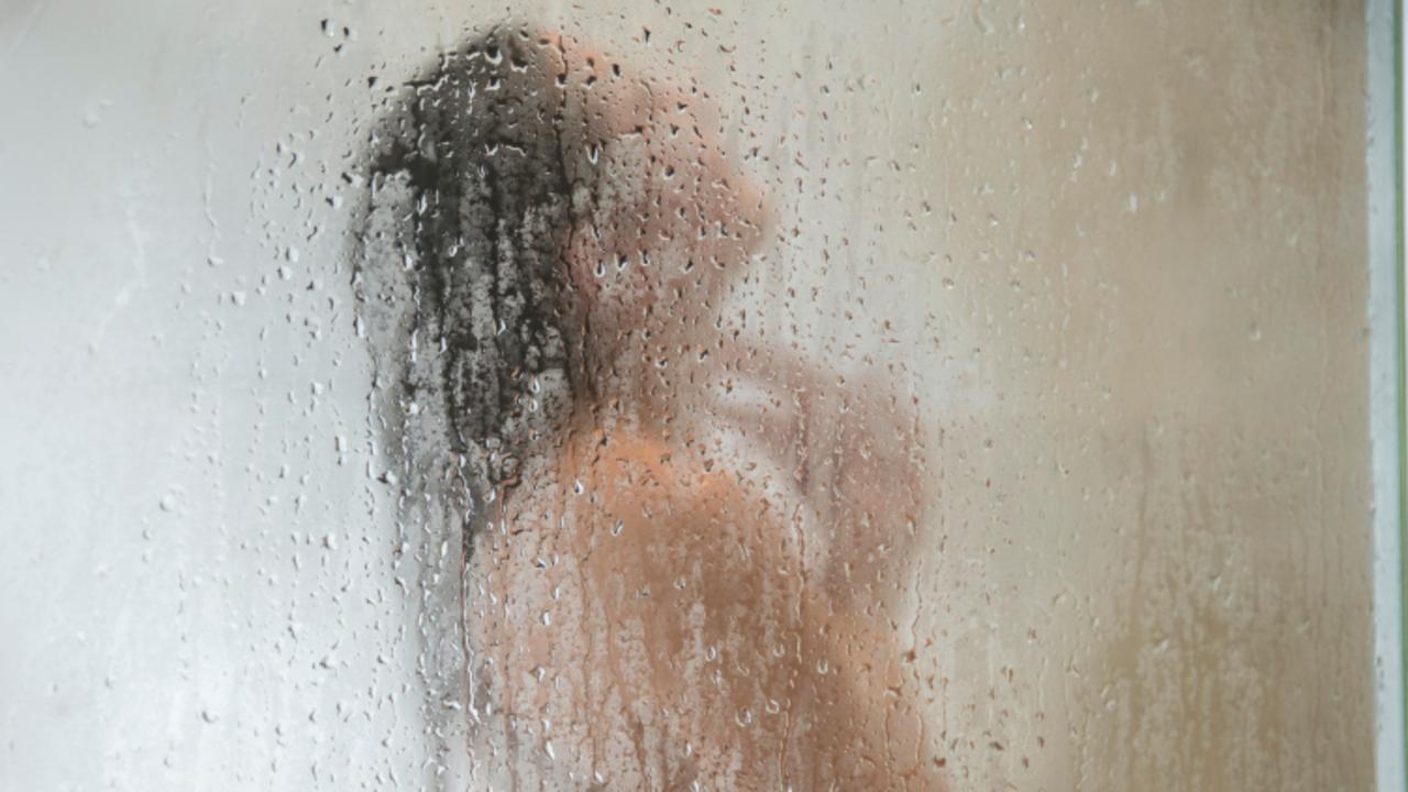 Sex in the shower in New York