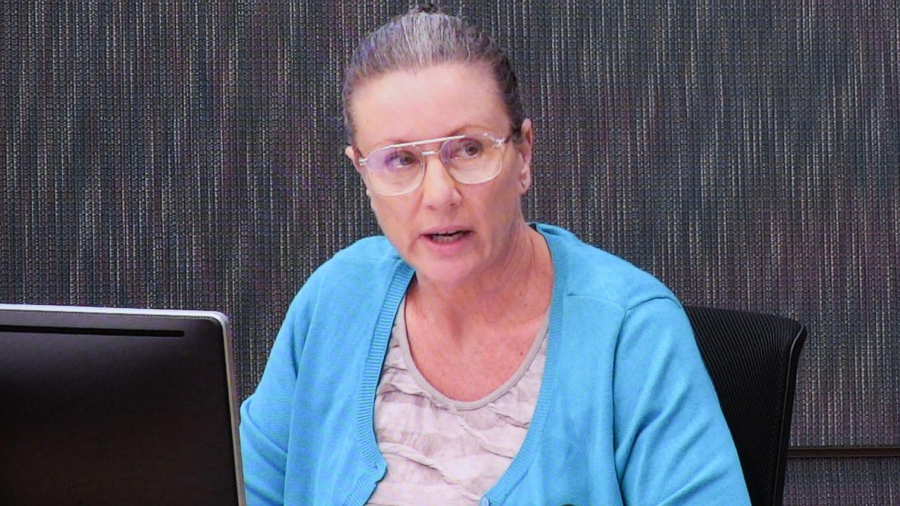 Kathleen Folbigg gives evidence at a previous inquiry.