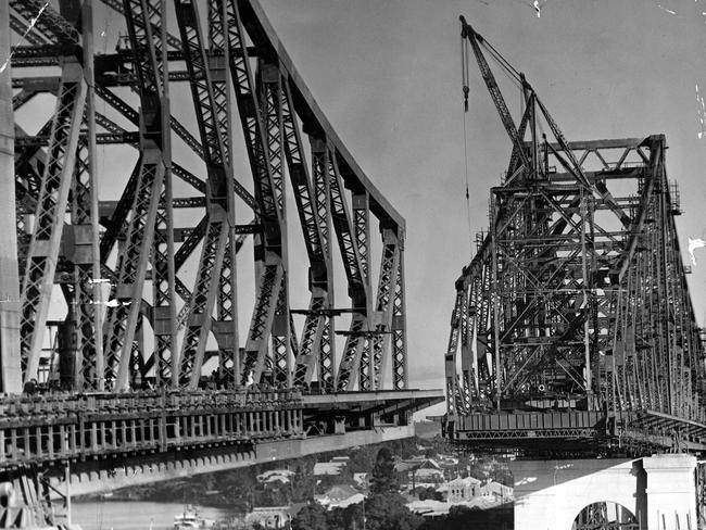 Brisbane’s Story Bridge under construction in June 1939. Its designer John Bradfield also had a plan for the northern rivers.