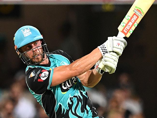 Chris Lynn of the Heat hits a boundary during the Big Bash League (BBL) match between the Brisbane Heat and the Perth Scorchers at The Gabba in Brisbane, Friday, February 1, 2019. (AAP Image/Dave Hunt) NO ARCHIVING, EDITORIAL USE ONLY, IMAGES TO BE USED FOR NEWS REPORTING PURPOSES ONLY, NO COMMERCIAL USE WHATSOEVER, NO USE IN BOOKS WITHOUT PRIOR WRITTEN CONSENT FROM AAP