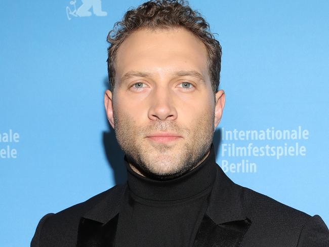 BERLIN, GERMANY - FEBRUARY 26: Jai Courtney poses at the "Stateless" premiere during the 70th Berlinale International Film Festival Berlin at Zoo Palast on February 26, 2020 in Berlin, Germany. (Photo by Andreas Rentz/Getty Images)