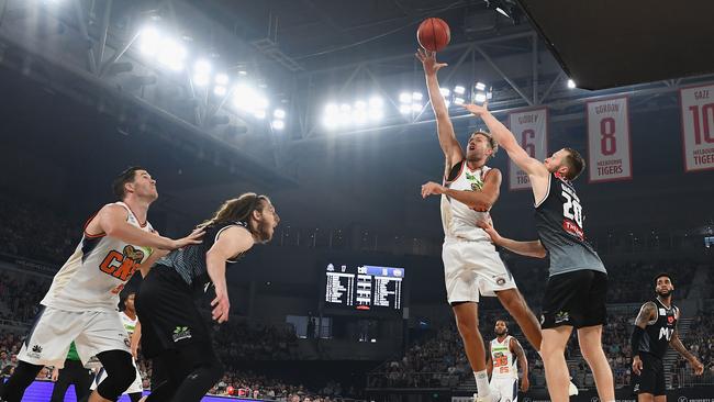 MELBOURNE, AUSTRALIA — NOVEMBER 11: Mitchell Young of the Taipans shoots during the round five NBL match between Melbourne United and the Cairns Taipans at Hisense Arena on November 11, 2018 in Melbourne, Australia. (Photo by Quinn Rooney/Getty Images)