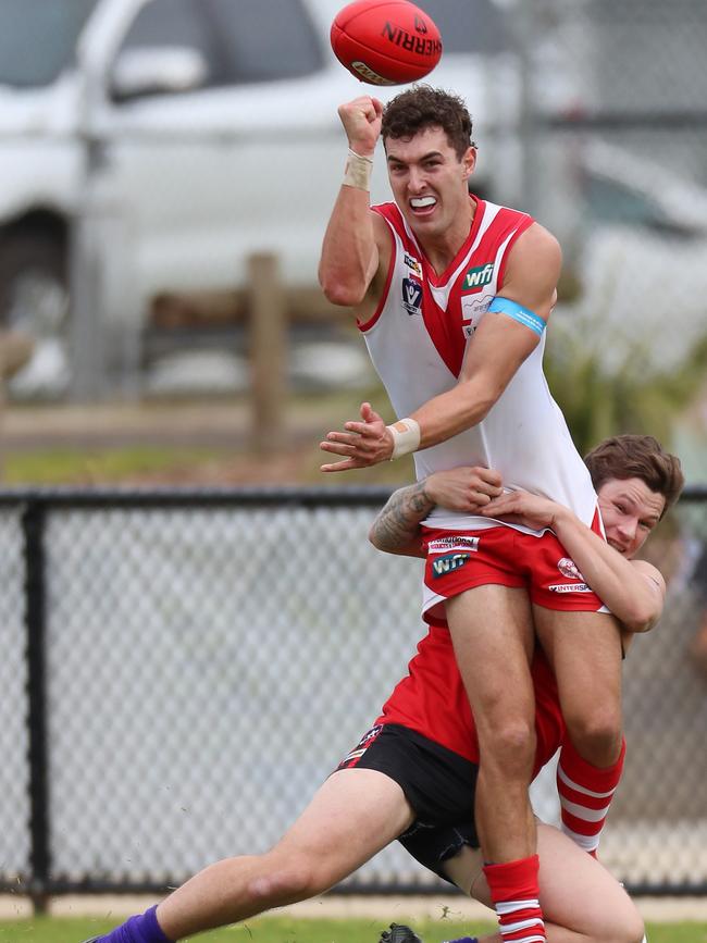 Ararat’s Tom Williamson. Picture Yuri Kouzmin