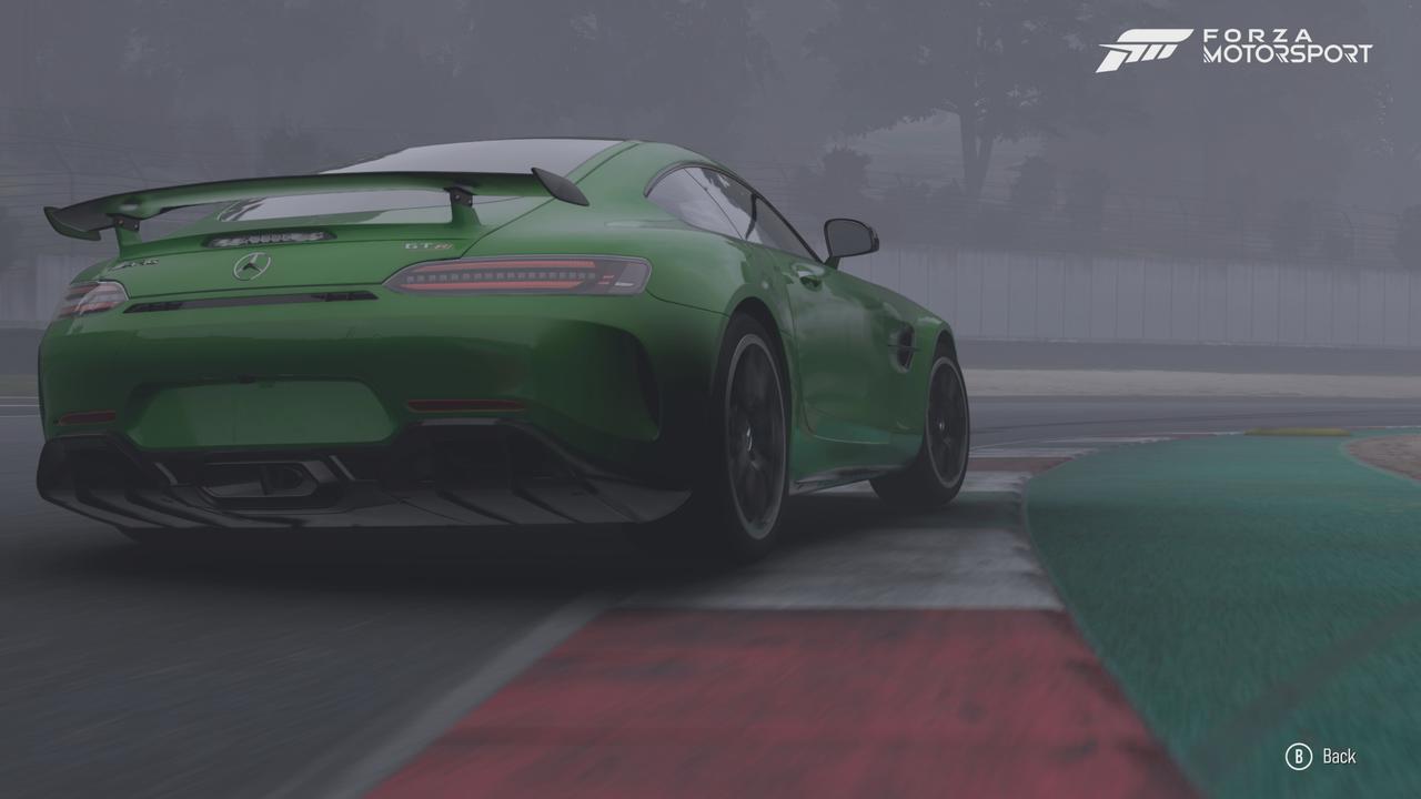 The AMG GT R feels fantastic to drive, but this in-game photo from a foggy Mugello circuit looks strangely flat.